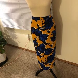 High waisted floral skirt